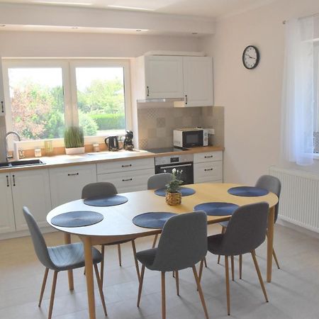 Voeroesko Apartmanhaz Balatonalmádi Εξωτερικό φωτογραφία