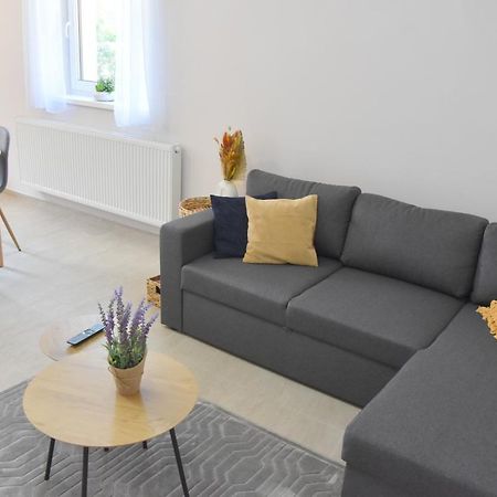 Voeroesko Apartmanhaz Balatonalmádi Εξωτερικό φωτογραφία