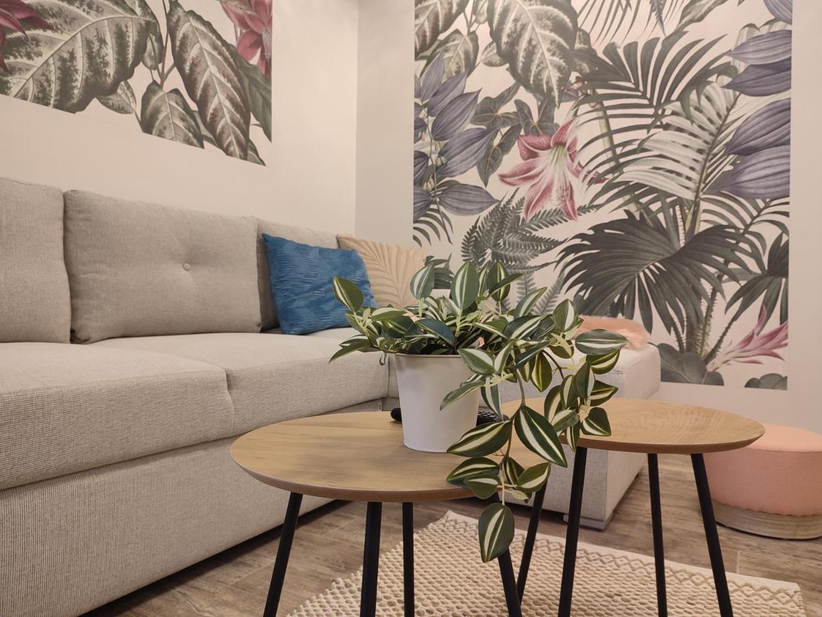Voeroesko Apartmanhaz Balatonalmádi Εξωτερικό φωτογραφία