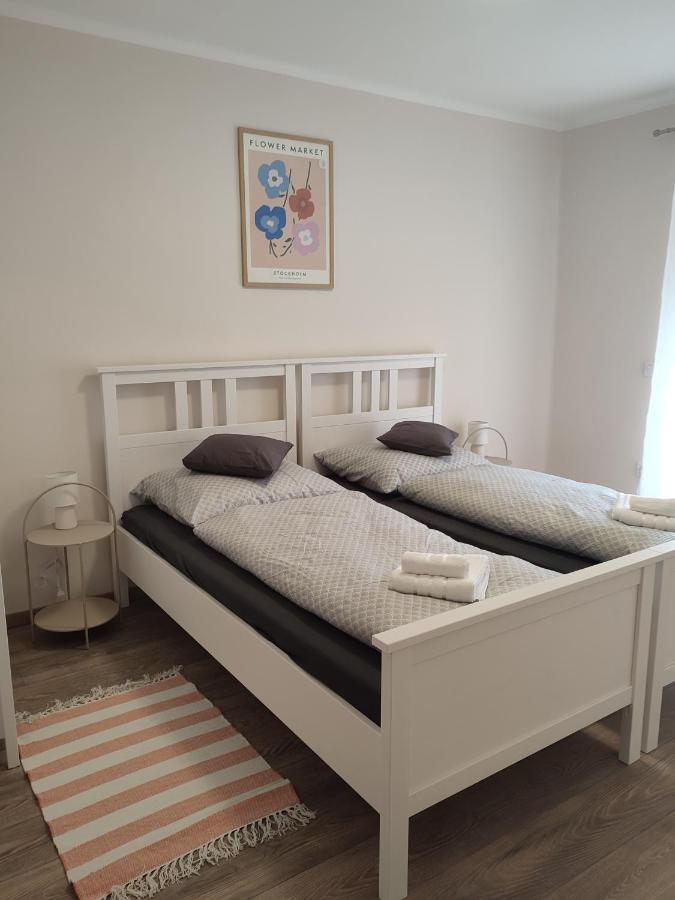 Voeroesko Apartmanhaz Balatonalmádi Εξωτερικό φωτογραφία