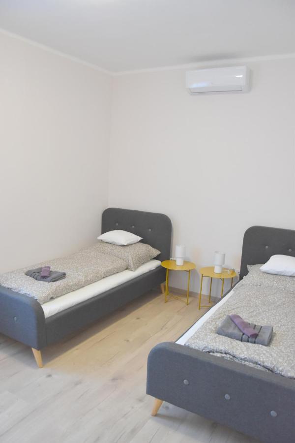 Voeroesko Apartmanhaz Balatonalmádi Εξωτερικό φωτογραφία