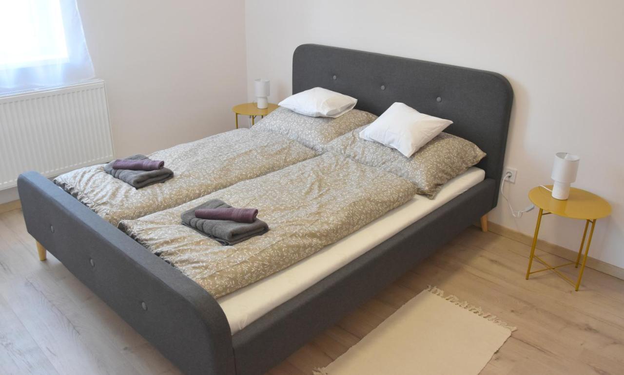 Voeroesko Apartmanhaz Balatonalmádi Εξωτερικό φωτογραφία
